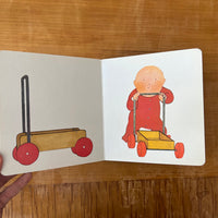 LOS LIBROS DEL CHIQUITIN "JUGANDO"