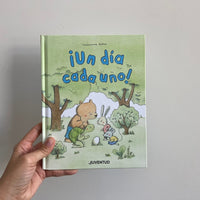UN DÍA CADA UNO