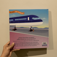 EN EL AVIÓN, UN LIBRO PARA ILUMINAR
