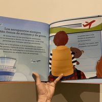 EN EL AVIÓN, UN LIBRO PARA ILUMINAR