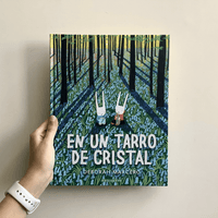 EN UN TARRO DE CRISTAL