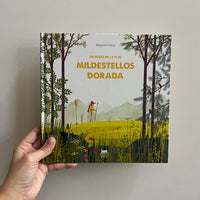 EN BUSCA DE LA FLOR MILDESTELLOS DORADA